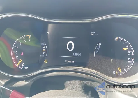 2019 Jeep Grand Cherokee Upland 4X2 z USA, uszkodzony, nr VIN 1C4RJEAG4KC789882